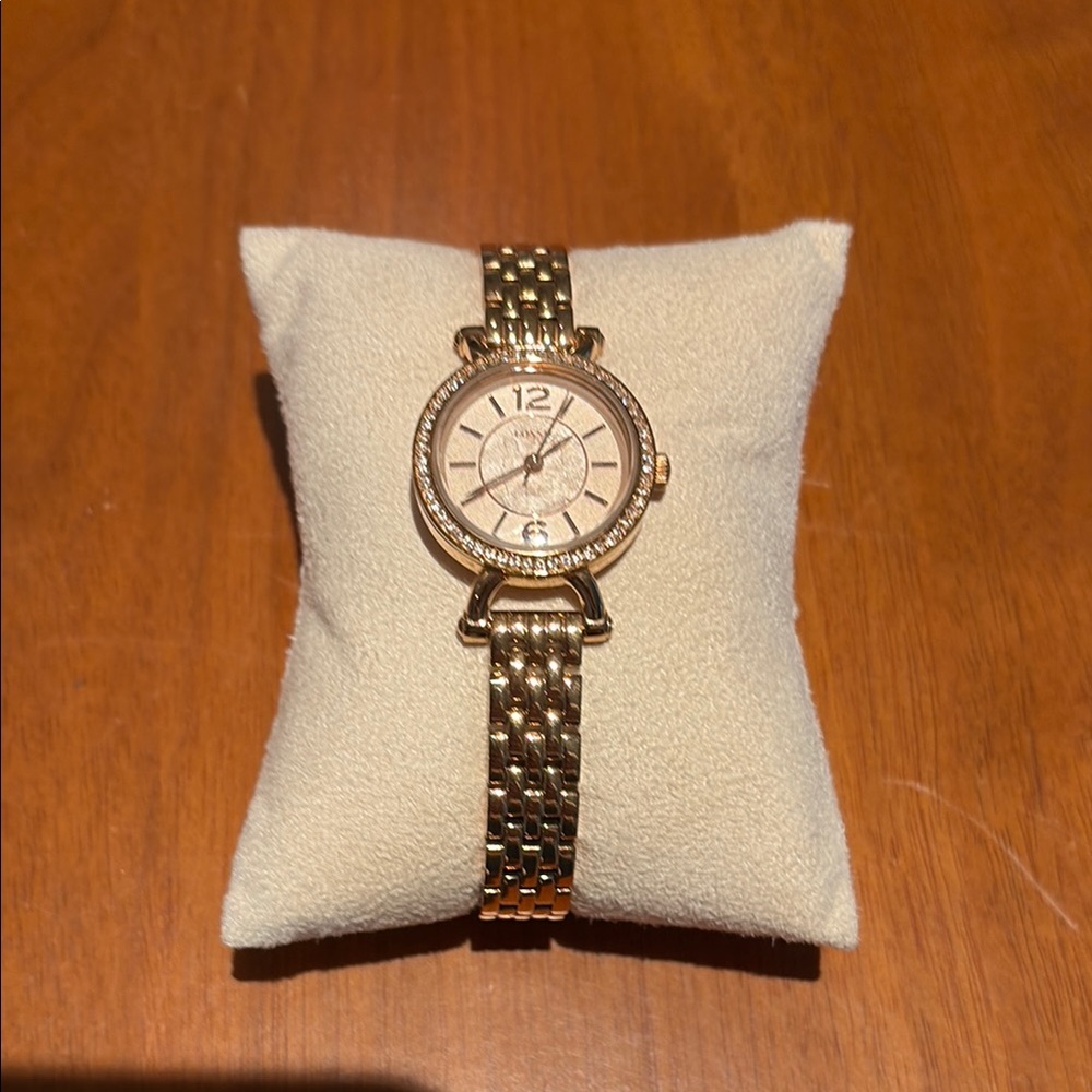 Fossil Rose Gold Dress Watch with Intricate Bracelet